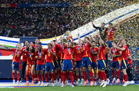 云南腾冲北海湿地首次记录白腹锦鸡求偶影像.